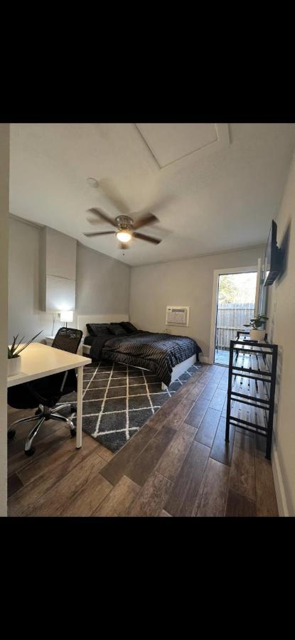 Lopez Place Tampa Exterior photo