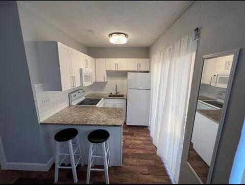 Lopez Place Tampa Exterior photo
